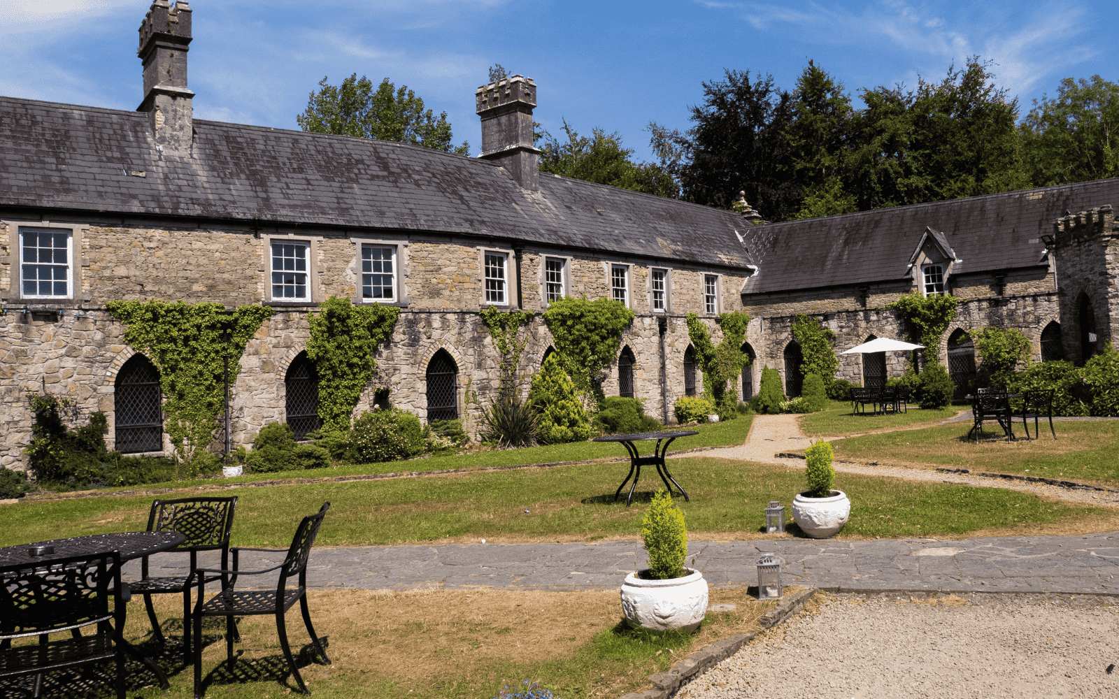 Kinnitty Castle Hotel