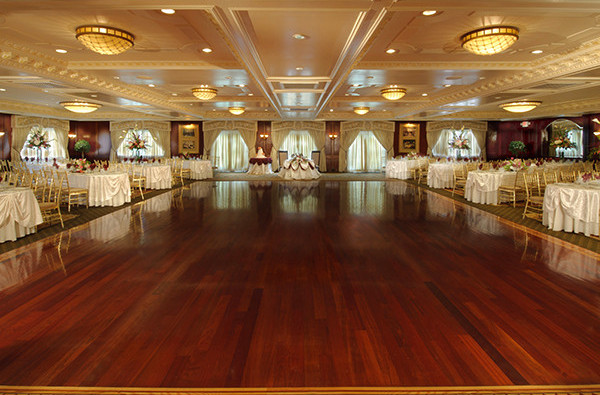 Westbury Manor