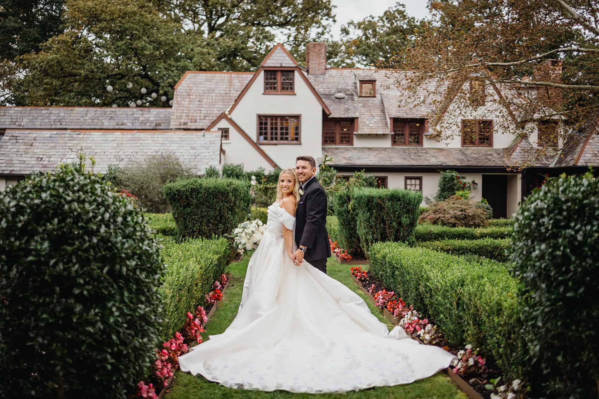 Hudson House Wedding & Event Venue