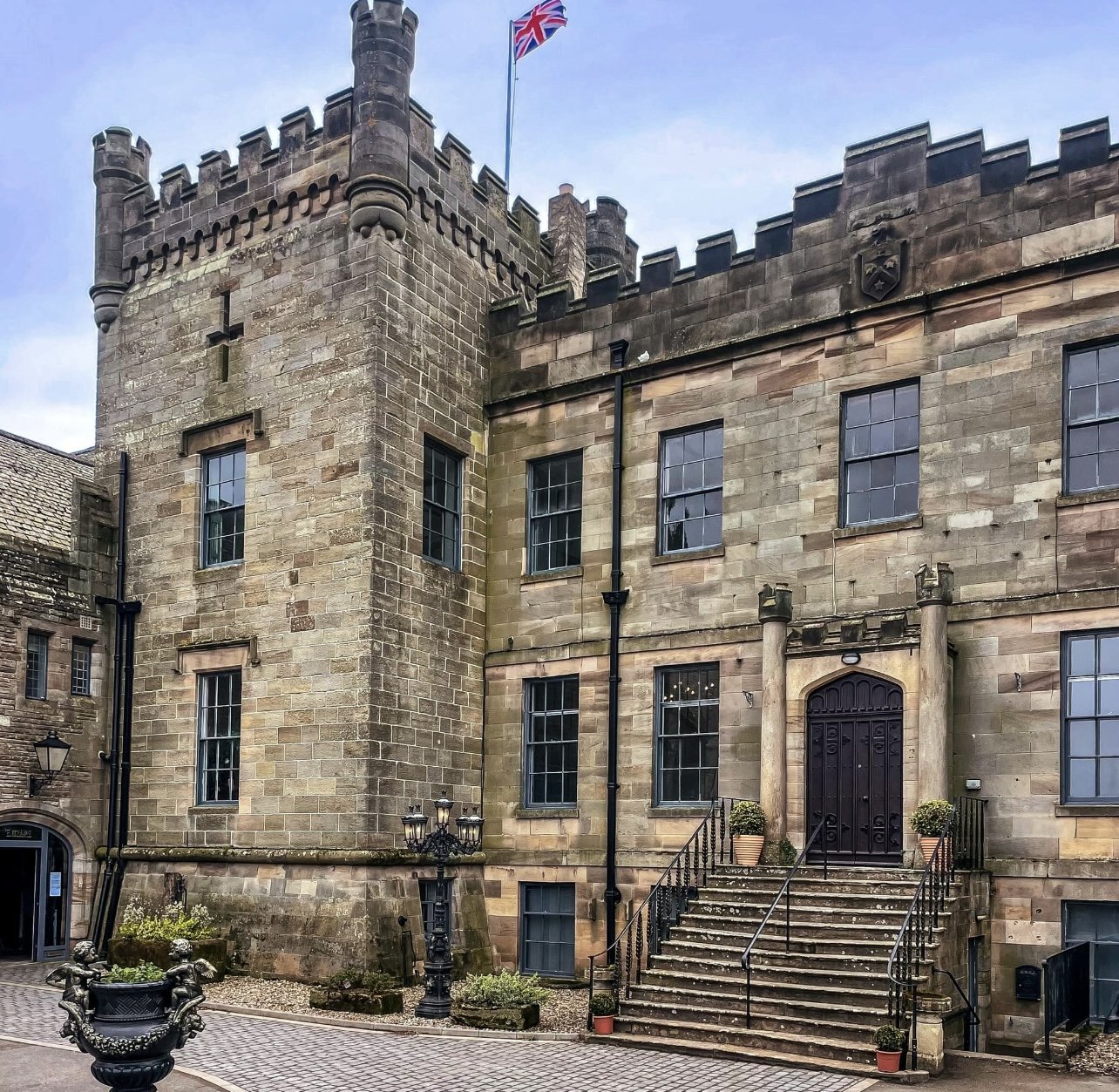 Sneaton Castle