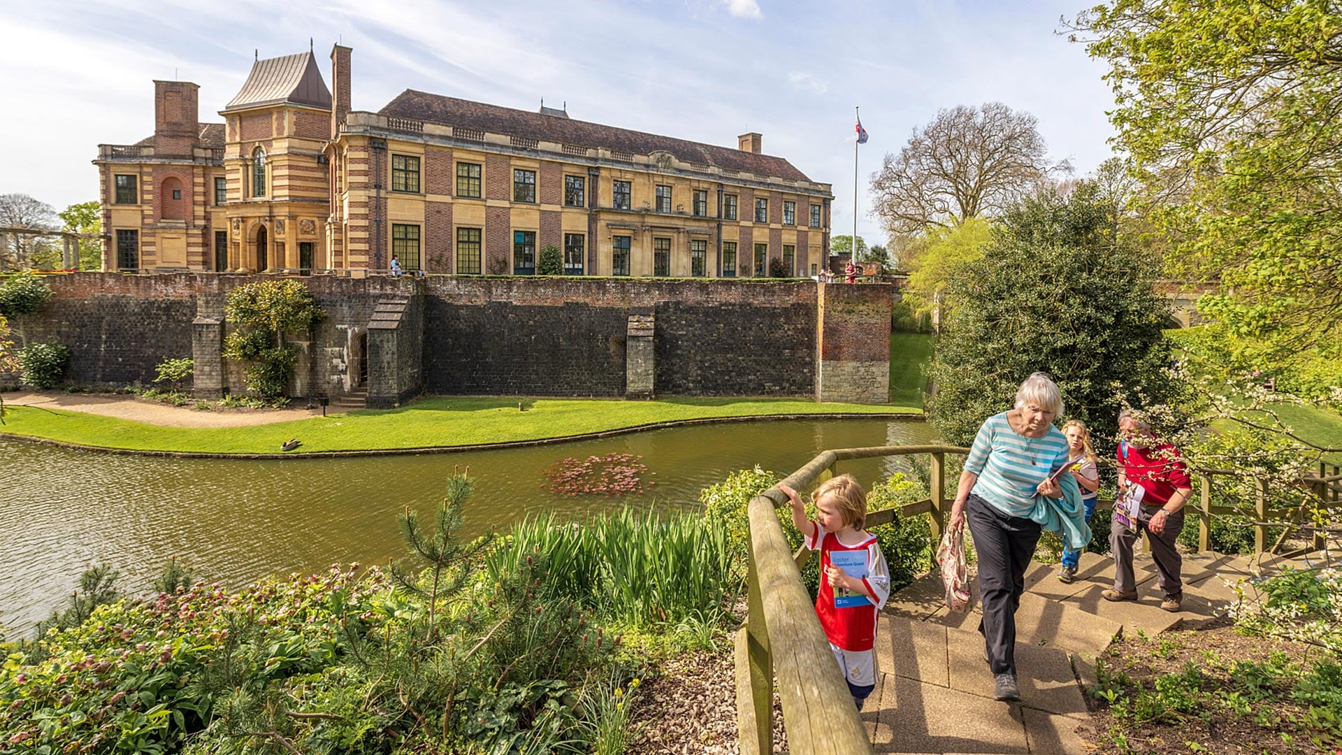 Kenilworth Castle and Elizabethan Garden