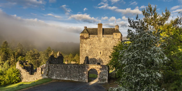 Neidpath Castle