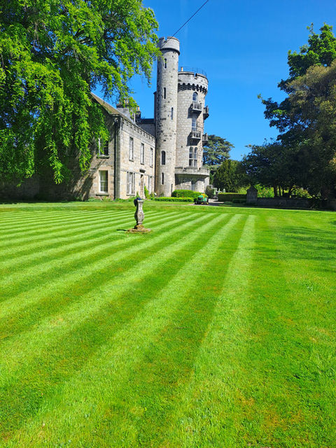 Dunimarle Castle