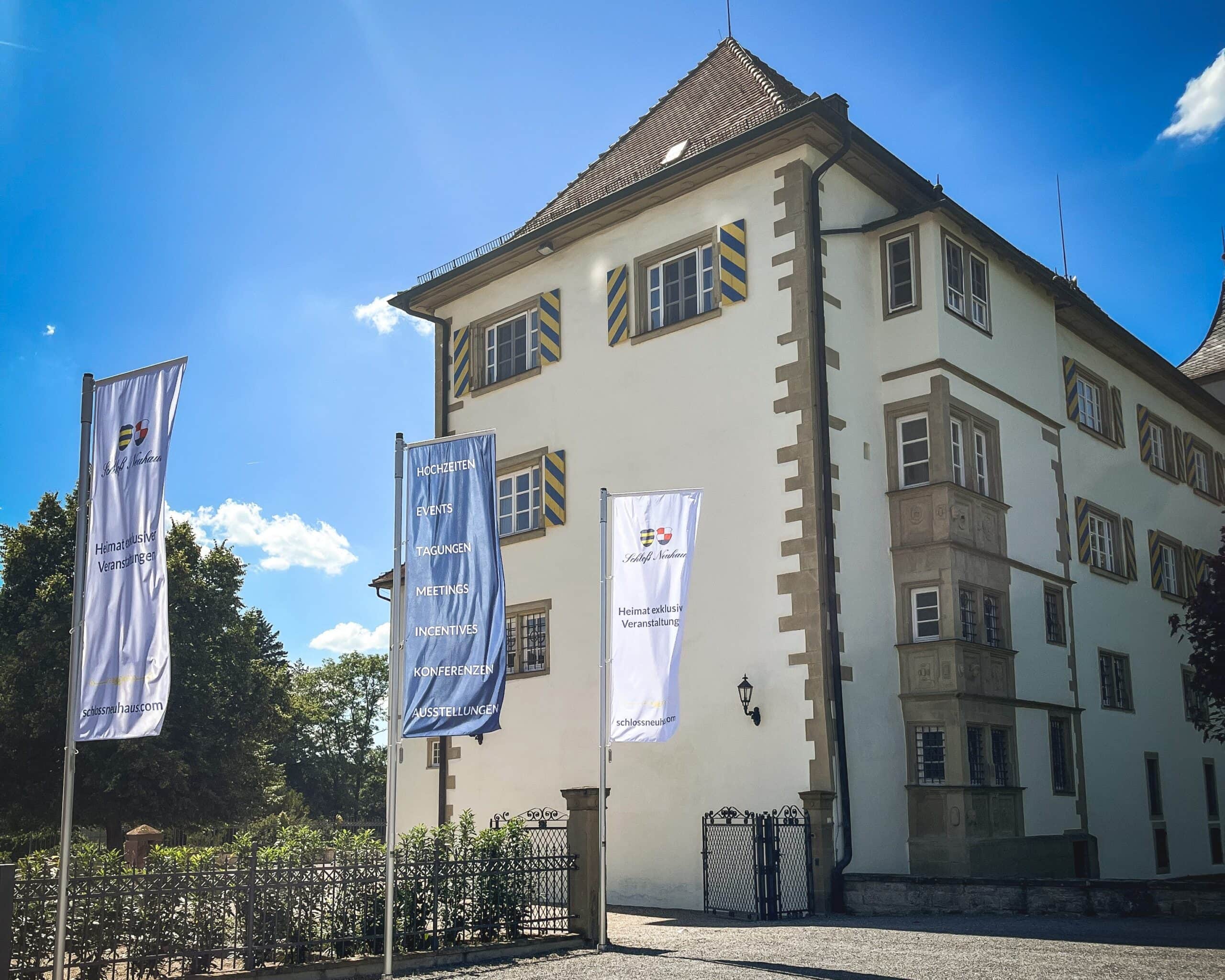Schloss Neuhaus