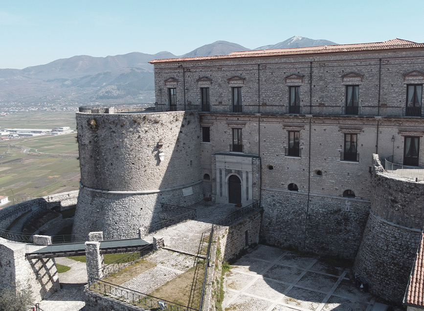 Castello Macchiaroli