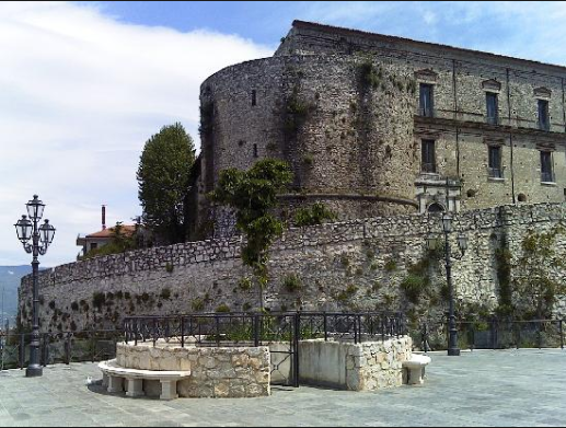 Castello Macchiaroli